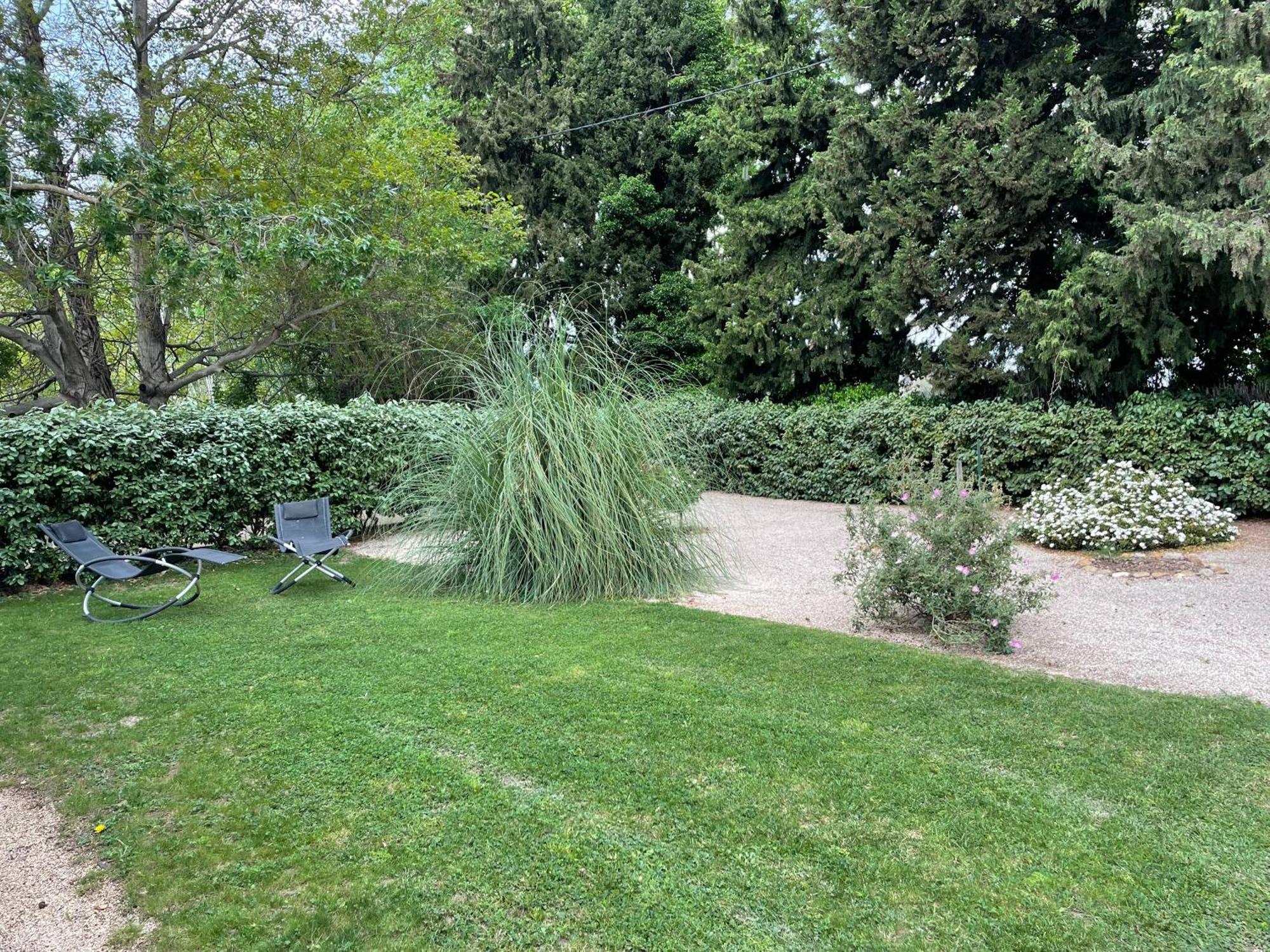 Bed and Breakfast Arles Campagne Location "La Campagn'Arles" Esterno foto